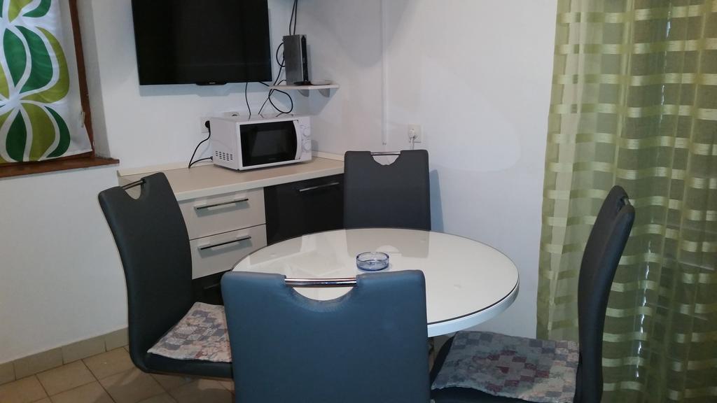 Apartments Orlic Sali Habitación foto